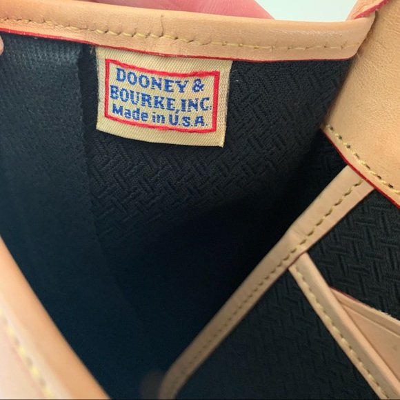 Dooney & Bourke Unique Bag Made in USA - Picture 2 of 16